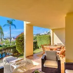 La Vie En Rose - Sea Views Flat *